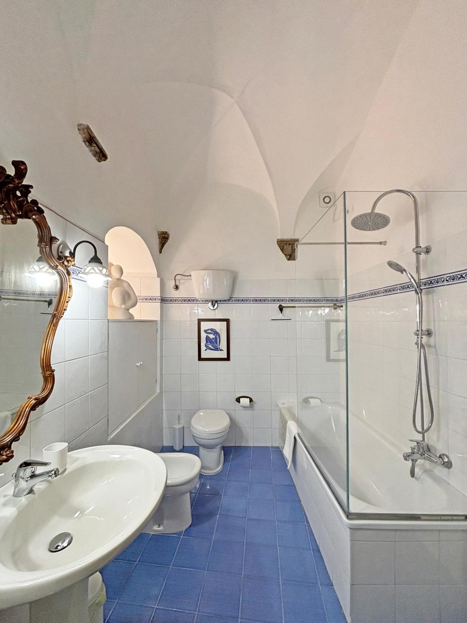La Loggia Di Portica Residenza Storica Nel Centro Di Assisi Apartment Exterior photo